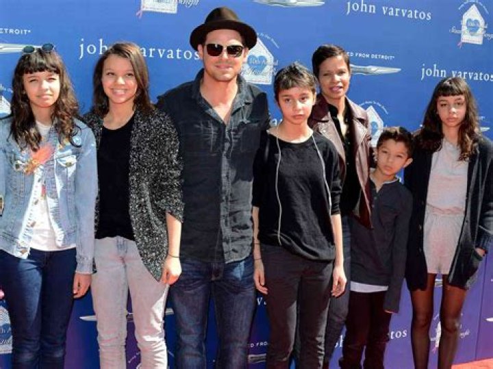 All About Justin Chambers' Kids: Names, Ages, And More