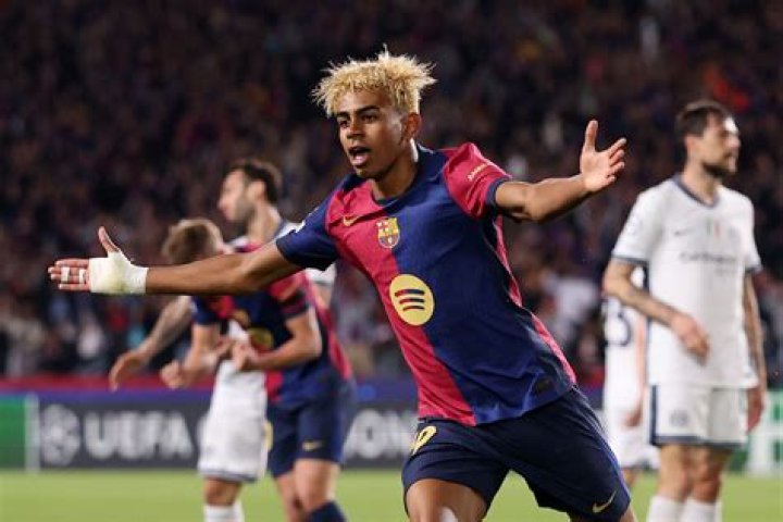 Discovering Lamine Yamal Fatger Age: A Rising Star In Football