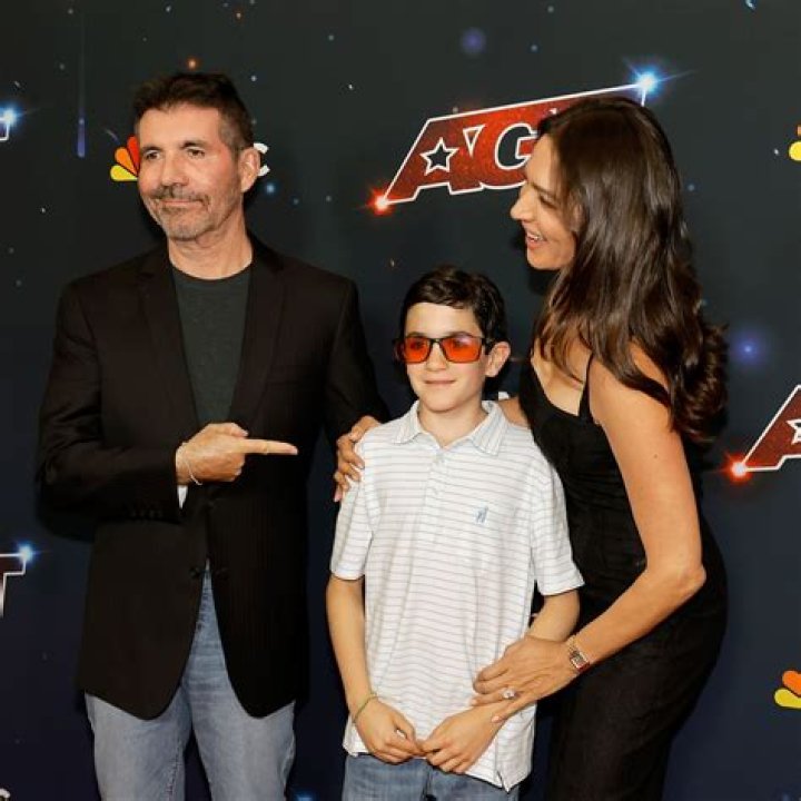 Discovering Simpn Cowell's Son: A Glimpse Into Family Life