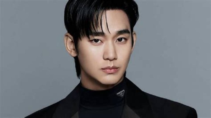Discovering The Fascinating Kim Soo Hyun: Facts You Didn't Know