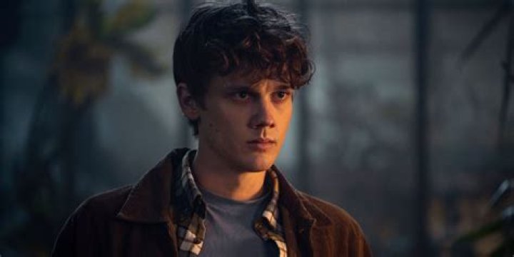 Discovering Tyler Hynes: Where Is He From?