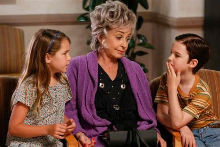 Exploring The Family Life Of Annie Potts: Her Kids And Their Impact
