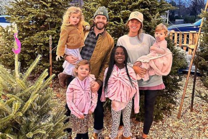 Exploring The Family Life Of Jason Alexander: A Look Into His Kids