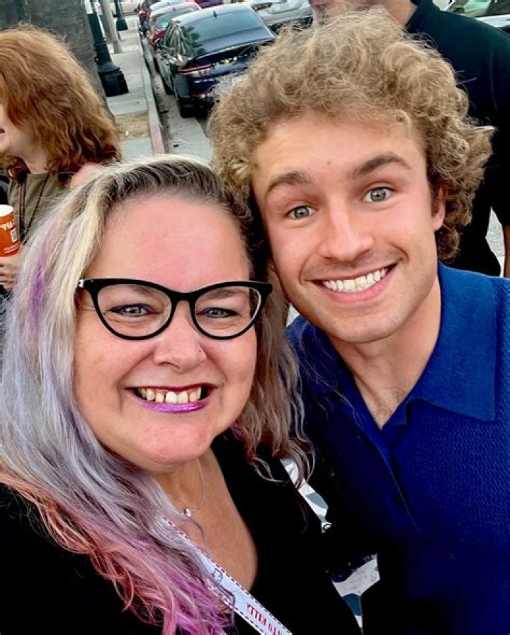Exploring The Love Life Of Sean Giambrone: Who Is His Girlfriend?