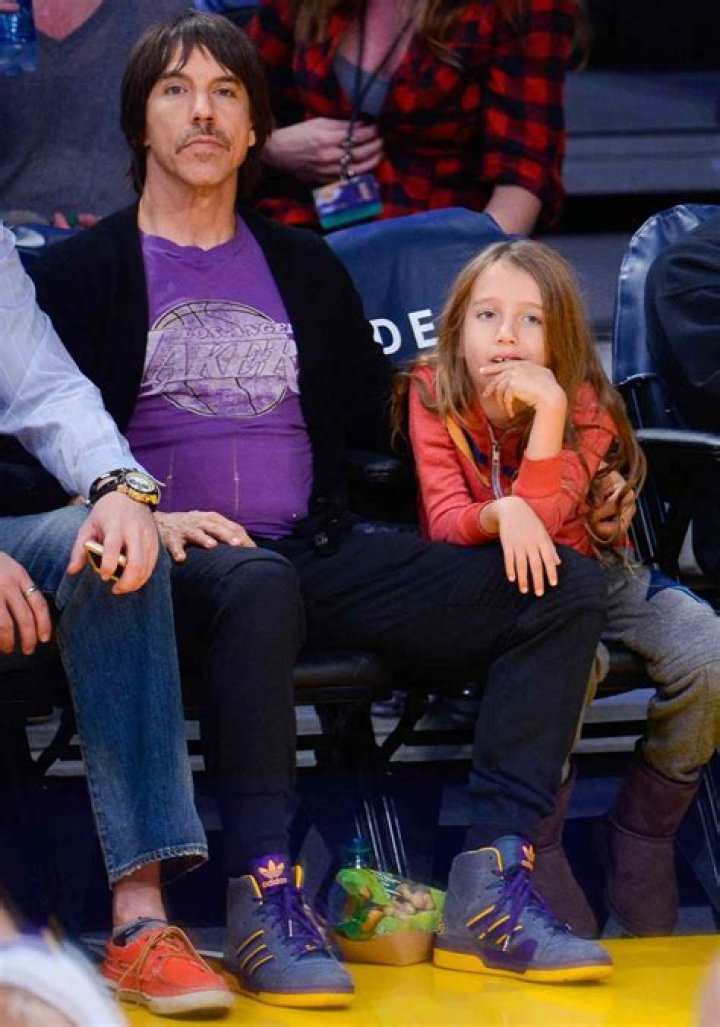 Exploring The Relationship Between Anthony Kiedis And His Girlfriend Clara