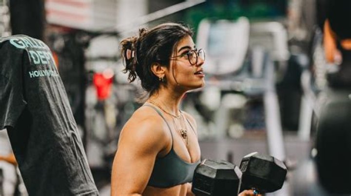 Sara Saffari: The Enigmatic Journey Of Age And Accomplishments