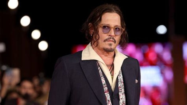 The Legendary Johnny Depp: An In-Depth Look At His Captivating Career