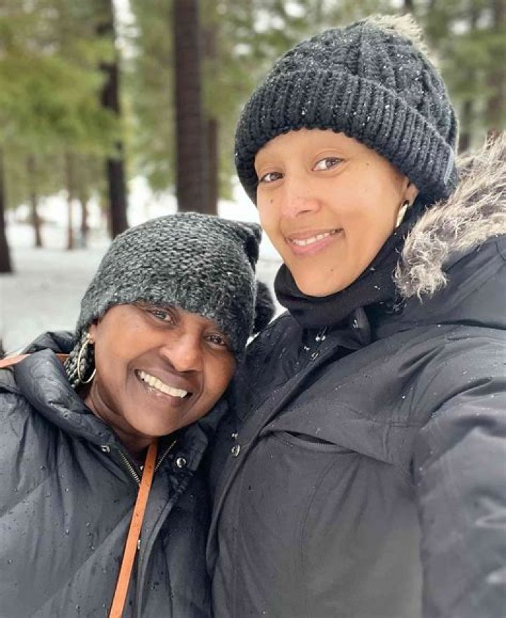 Tia Mowry's Family Legacy: Understanding Her Parents