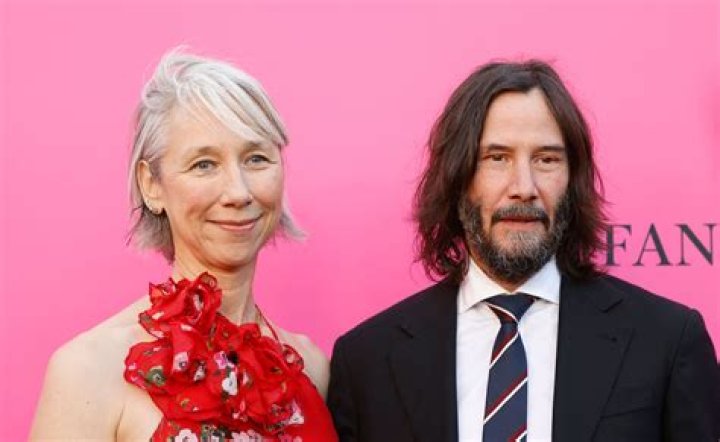 Unraveling The Connection Between Keanu And Jennifer: A Fascinating Journey