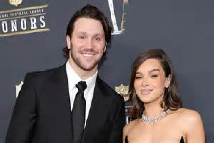 Unraveling The Intricate Web Of Hailee Steinfeld Relationships