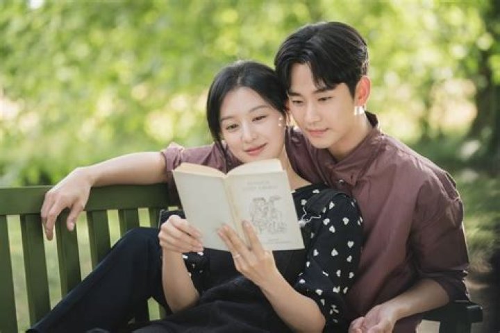 Unraveling The Lives Of Kim Hyun Soo And Kim So Hyun
