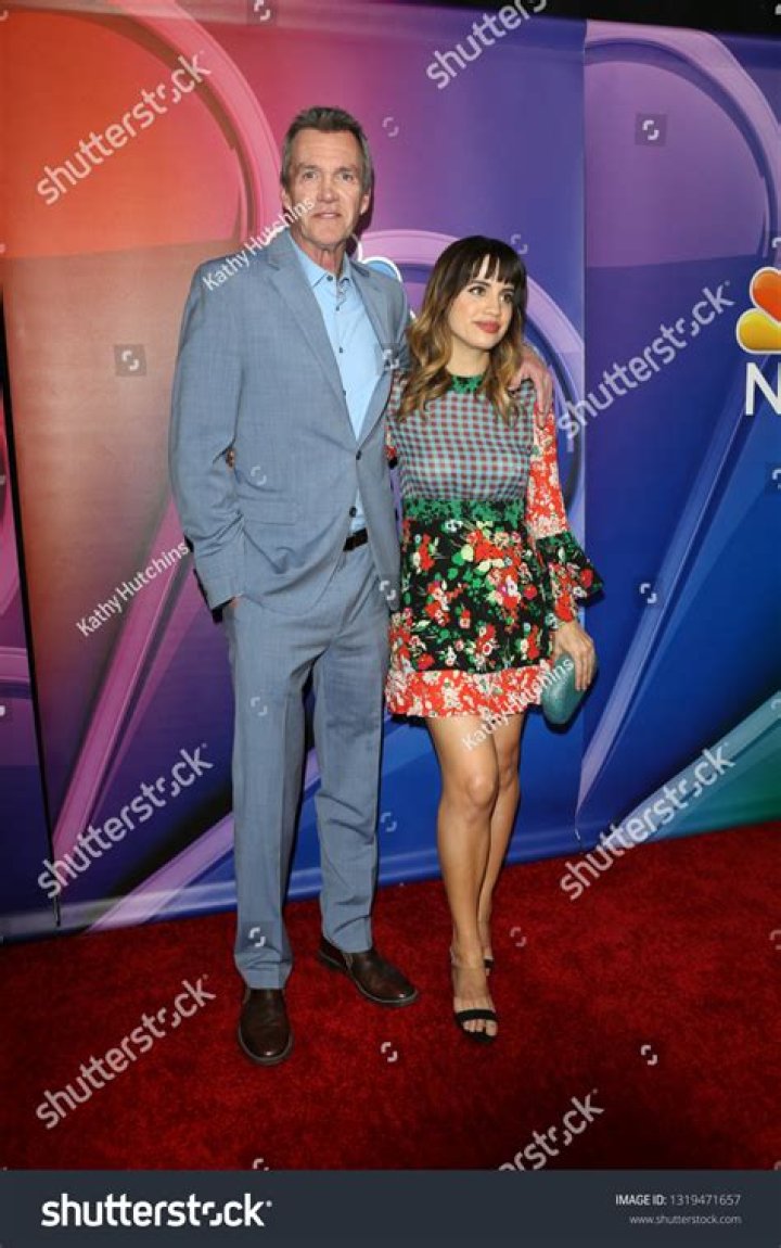 Unraveling The Mystery: Is Neil Flynn Married?