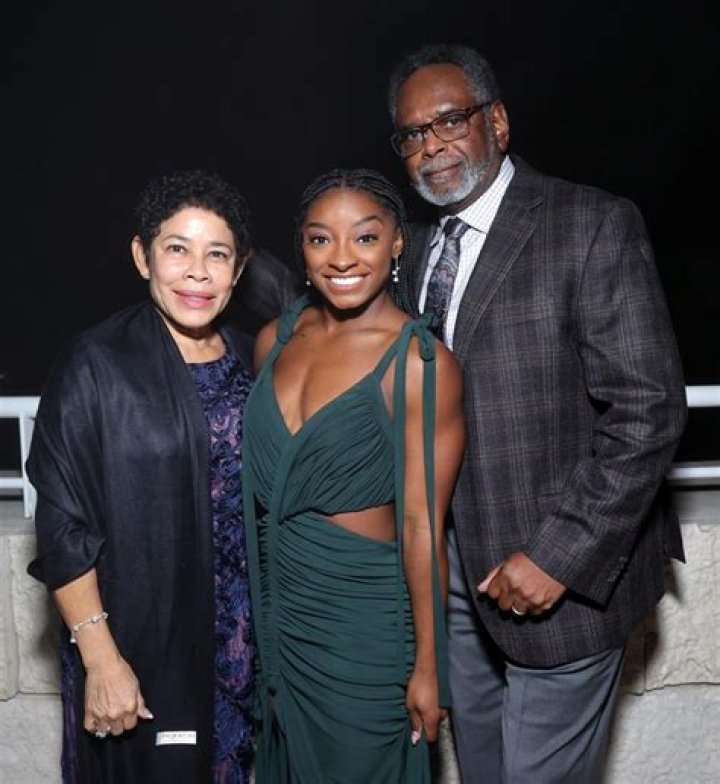 Unraveling The Ties: A Deep Dive Into Simone Biles' Biological Siblings