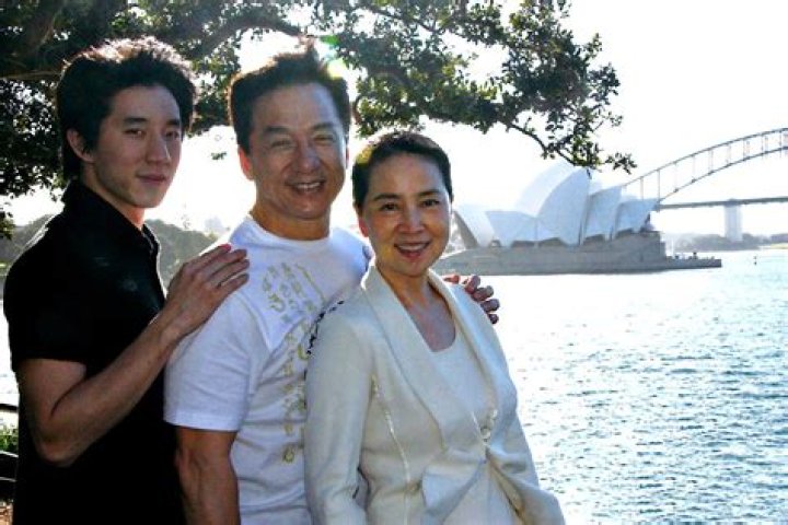 Unveiling Jackie Chan's Personal Life: Did Jackie Chan Have A Wife?