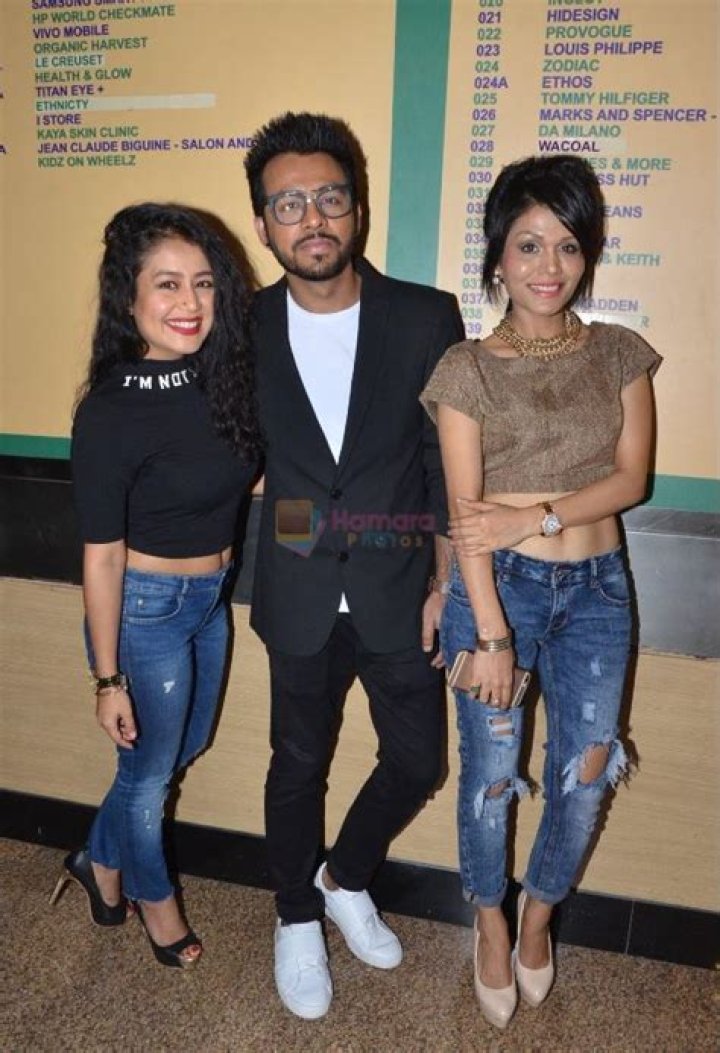 Unveiling Neha Kakkar's Height: What Is The Height Of Neha Kakkar In Inches?