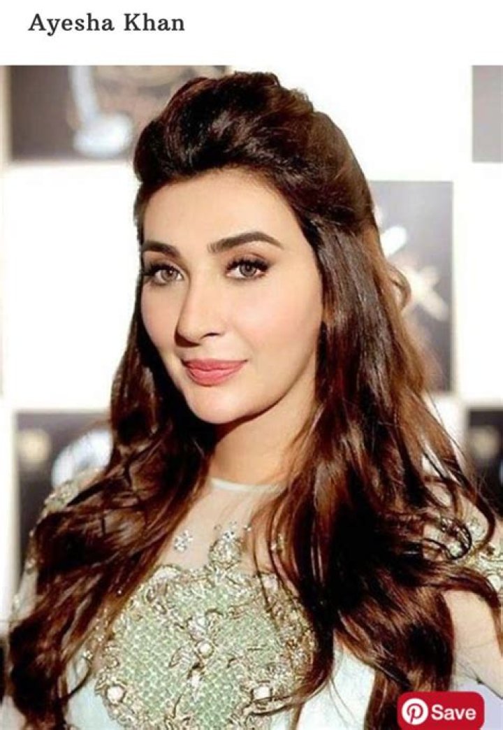 Who Is Ayesha Khan: Pakistani Actress, Model, And Singer