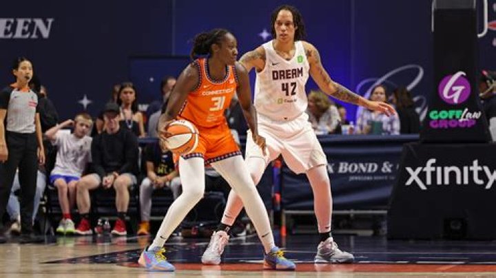 WNBA Star Brittney Griner Detained In Russia: Latest Updates And Analysis